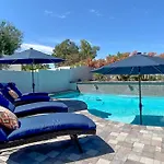 Sunny Scottsdale Home With Heated Pool And Patio
